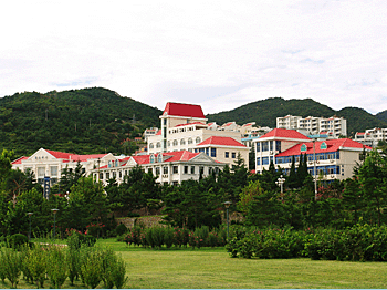 威海电子宾馆是挂牌的三星级宾馆，已连续多年被山东省评为优秀星级酒店。